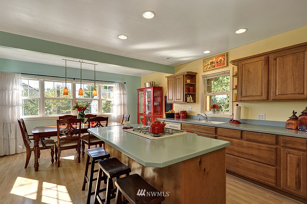 500 North 86th Street Seattle, WA 98103 - Photo 3 of 15 Gallery Image 3