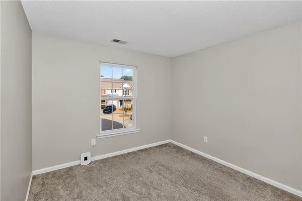 $1,990 | 304 Fox Overlook, Woodstock, GA 30188