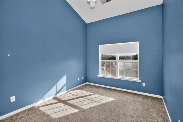 $2,390 | 304 Fox Overlook, Woodstock, GA 30188