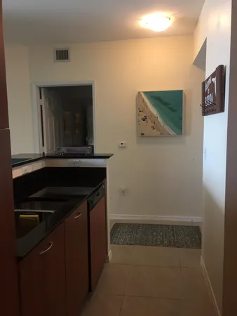 $3,000 | 100 Northeast 6th Street, Boynton Beach, FL 33435