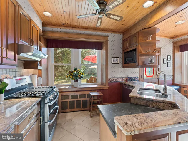 $905,000 | 490 South Old Middletown Road, Media, PA 19063