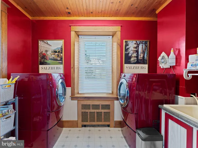 $905,000 | 490 South Old Middletown Road, Media, PA 19063