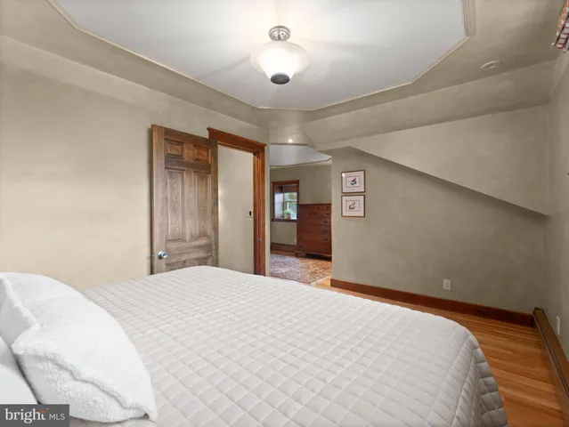 $905,000 | 490 South Old Middletown Road, Media, PA 19063