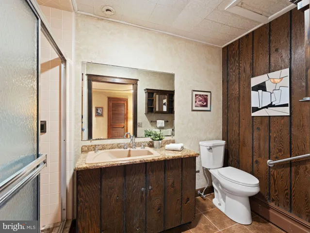 $905,000 | 490 South Old Middletown Road, Media, PA 19063