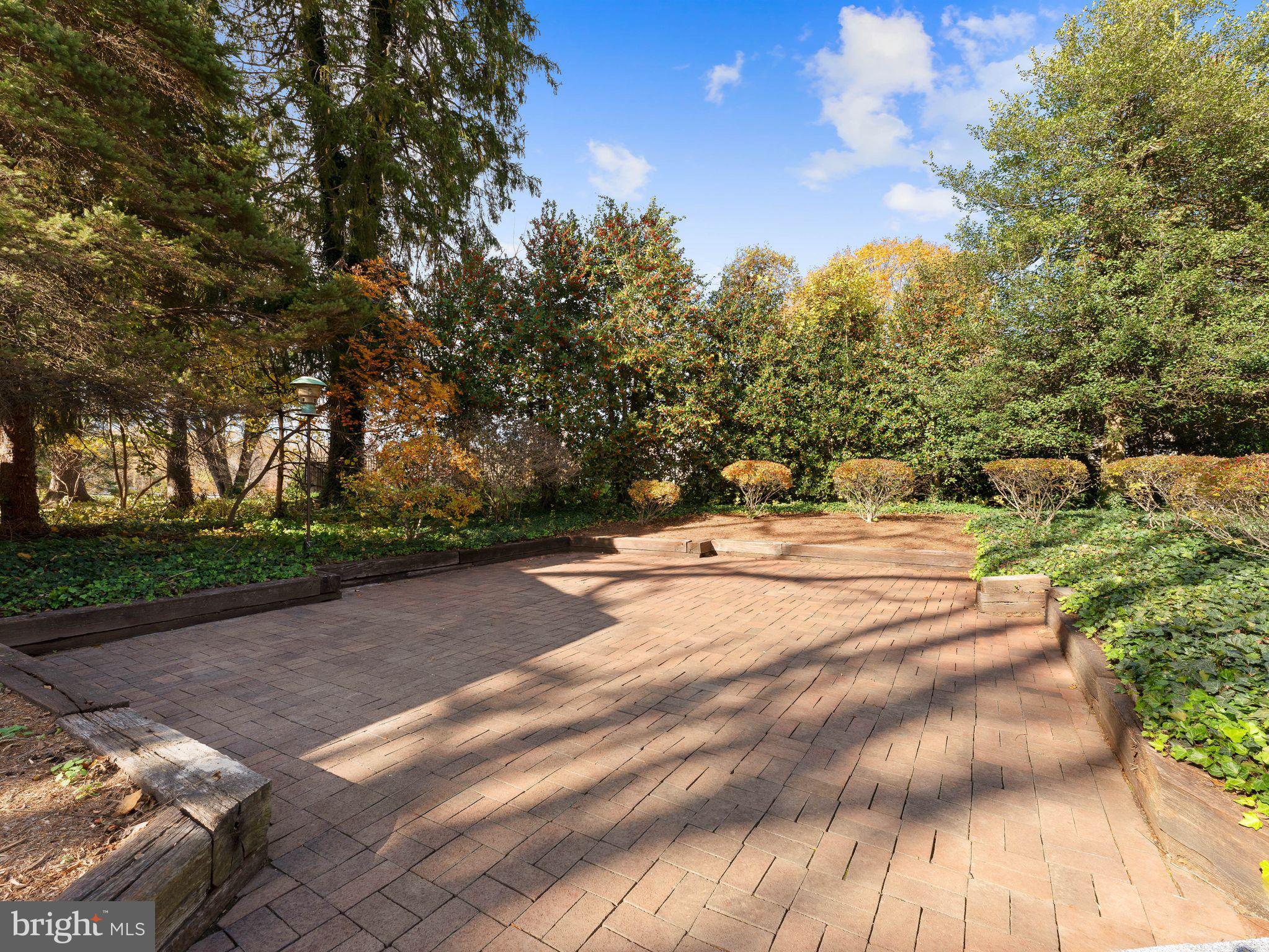 490 South Old Middletown Road Media, PA 19063 - Photo 59 of 79 Rear patio