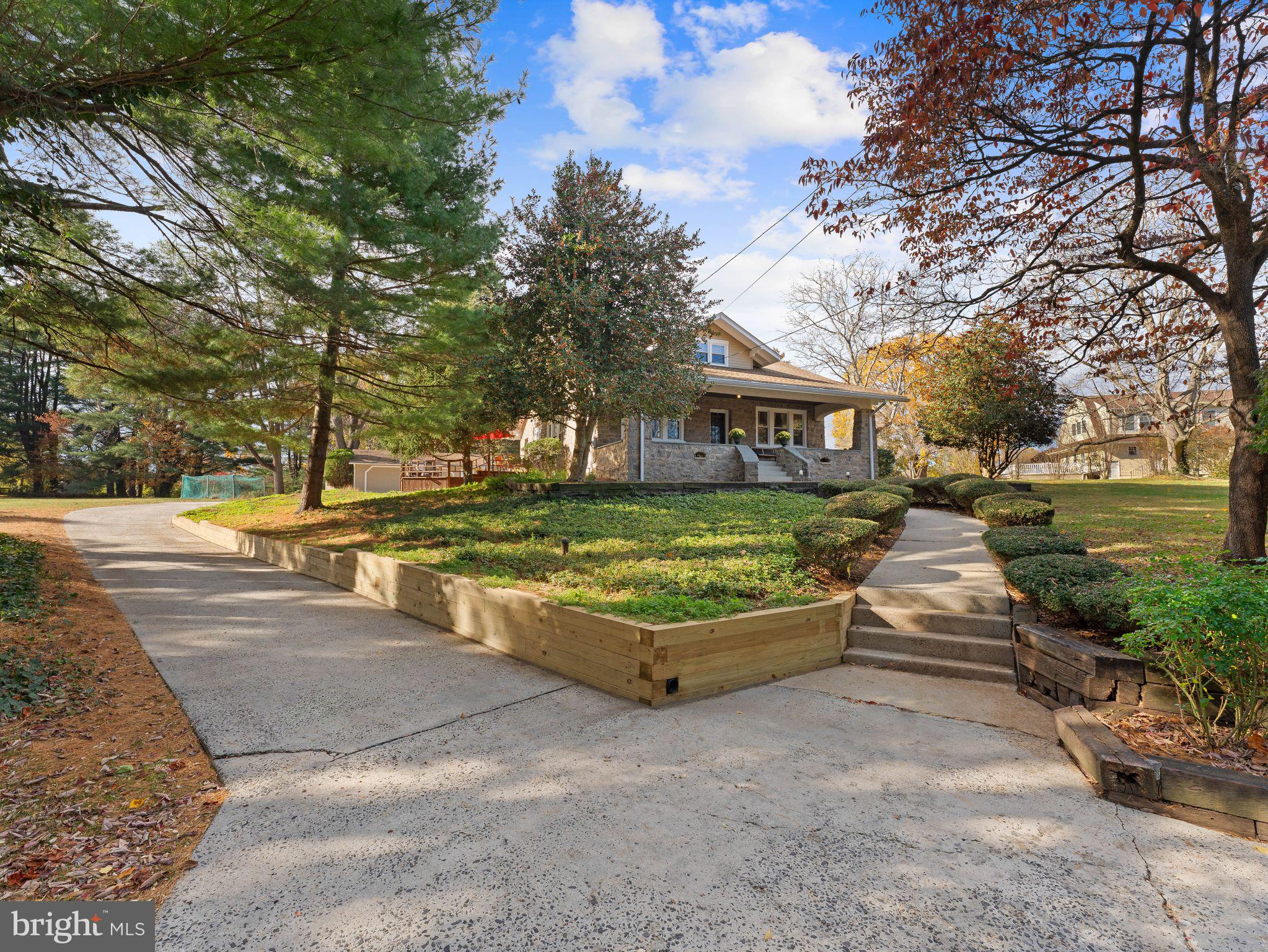 490 South Old Middletown Road Media, PA 19063 - Photo 66 of 79 a view of a fountain in front of a house