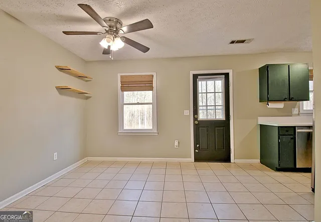 $2,100 | 15 Chestlehurst Way, Senoia, GA 30276