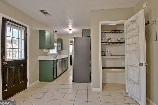 $2,150 | 15 Chestlehurst Way, Senoia, GA 30276