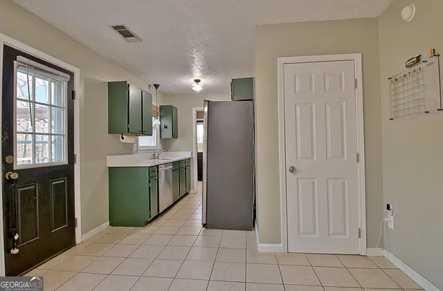 $2,150 | 15 Chestlehurst Way, Senoia, GA 30276