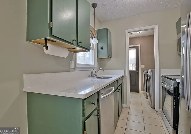 $2,150 | 15 Chestlehurst Way, Senoia, GA 30276