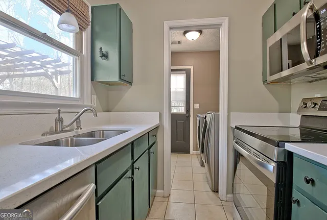 $2,150 | 15 Chestlehurst Way, Senoia, GA 30276