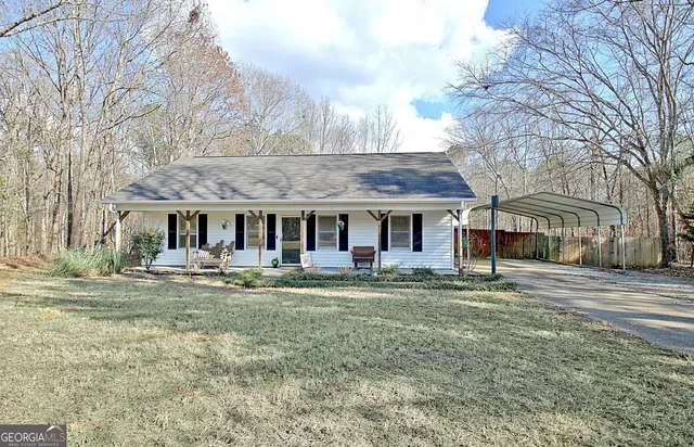 $2,150 | 15 Chestlehurst Way, Senoia, GA 30276