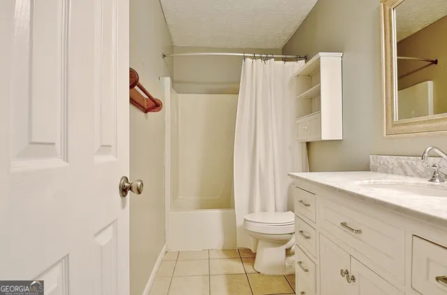 $2,150 | 15 Chestlehurst Way, Senoia, GA 30276