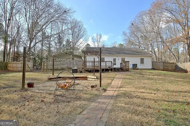 $2,150 | 15 Chestlehurst Way, Senoia, GA 30276