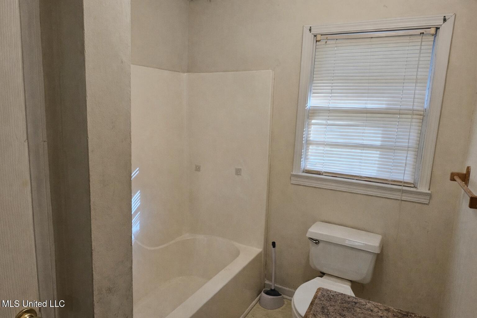 4620 Sutton Avenue Moss Point, MS 39563 - Photo 8 of 12 sutton 7