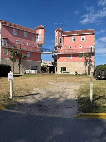 $395,000 | 101 Palm Harbor Parkway, Palm Coast, FL 32137