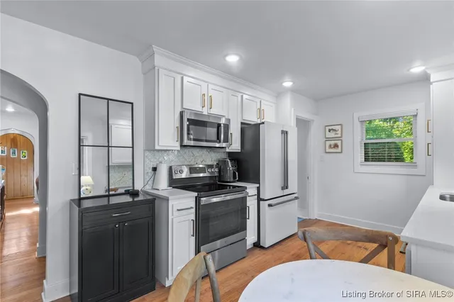 $399,999 | 1901 Utica Pike, Jeffersonville, IN 47130