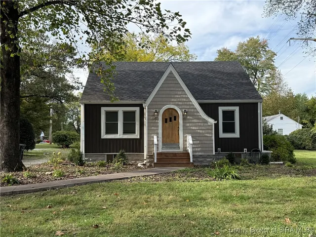 $399,999 | 1901 Utica Pike, Jeffersonville, IN 47130