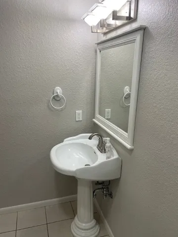 $1,900 | 300 Evergreen Circle, Burnet, TX 78611