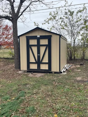 $1,900 | 300 Evergreen Circle, Burnet, TX 78611