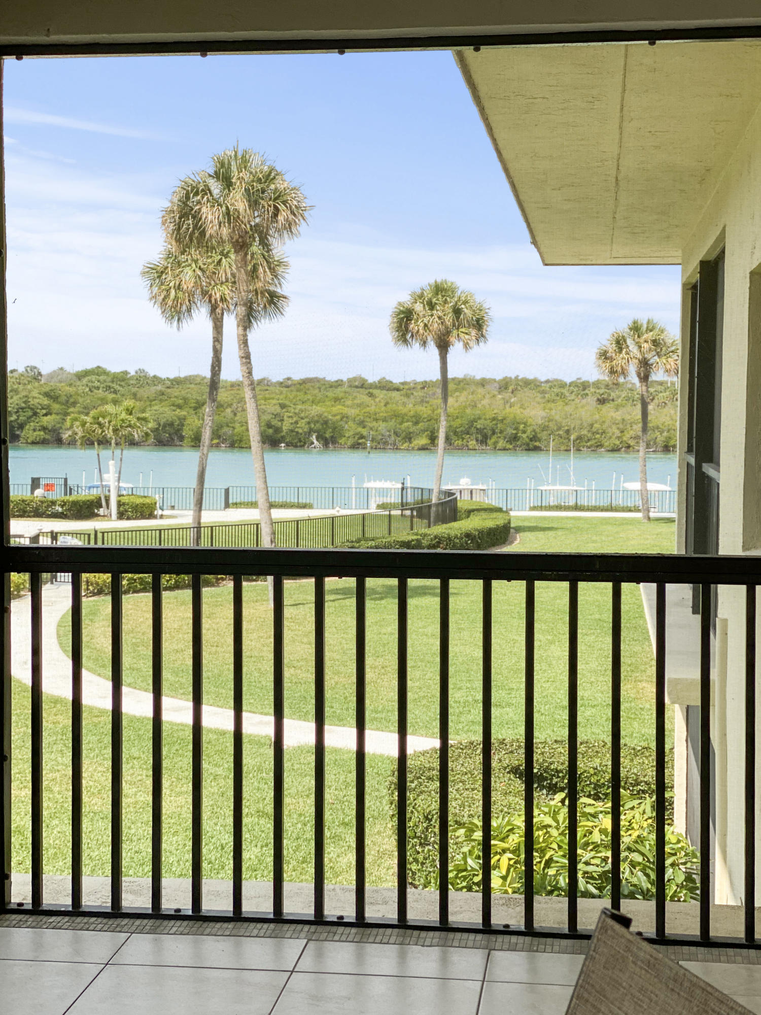 275 South Beach Road, Unit B202 Jupiter, FL 33469 - Photo 16 of 25 a view of a street