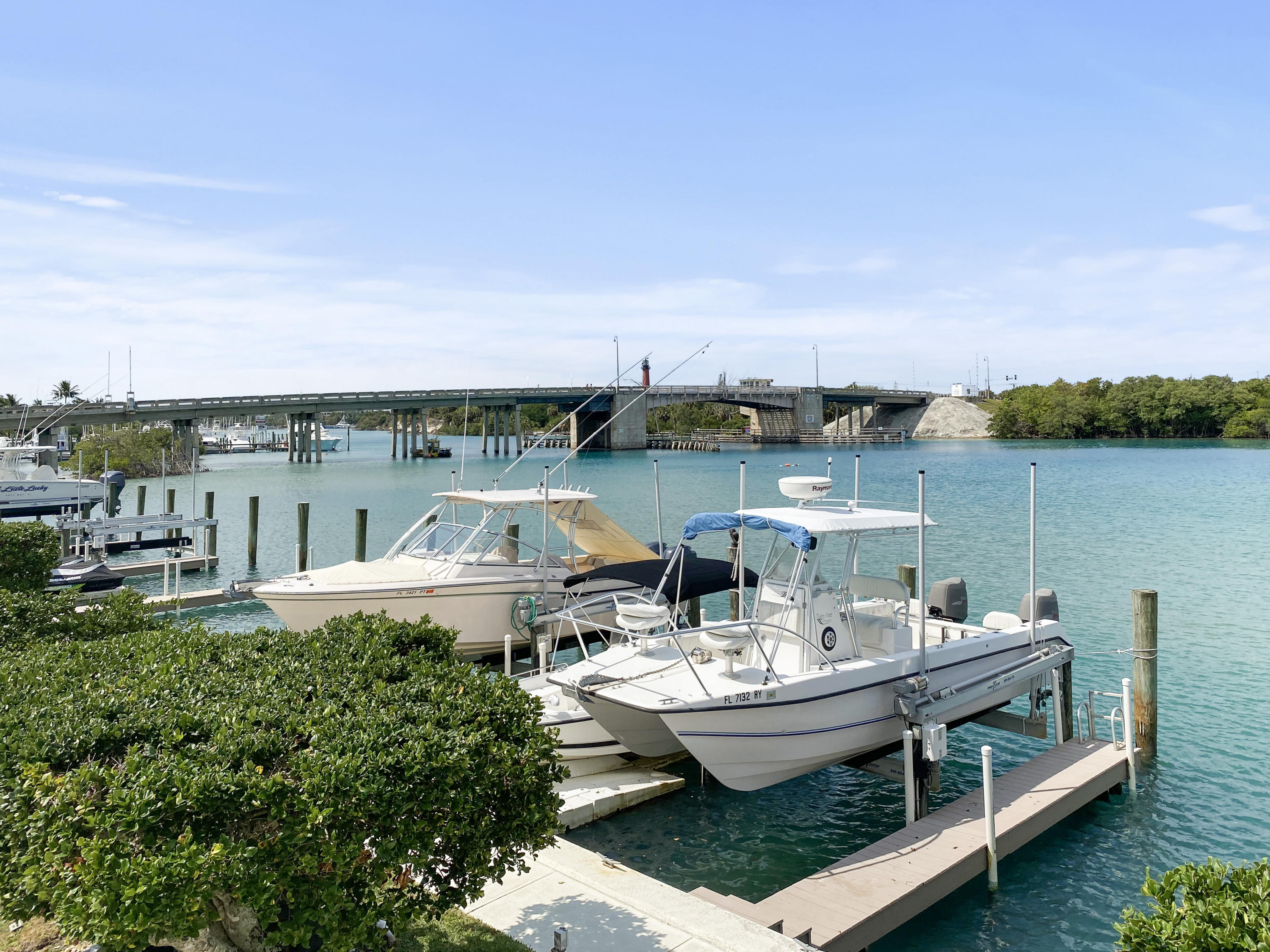 275 South Beach Road, Unit B202 Jupiter, FL 33469 - Photo 24 of 25 a view of a terrace with sitting area