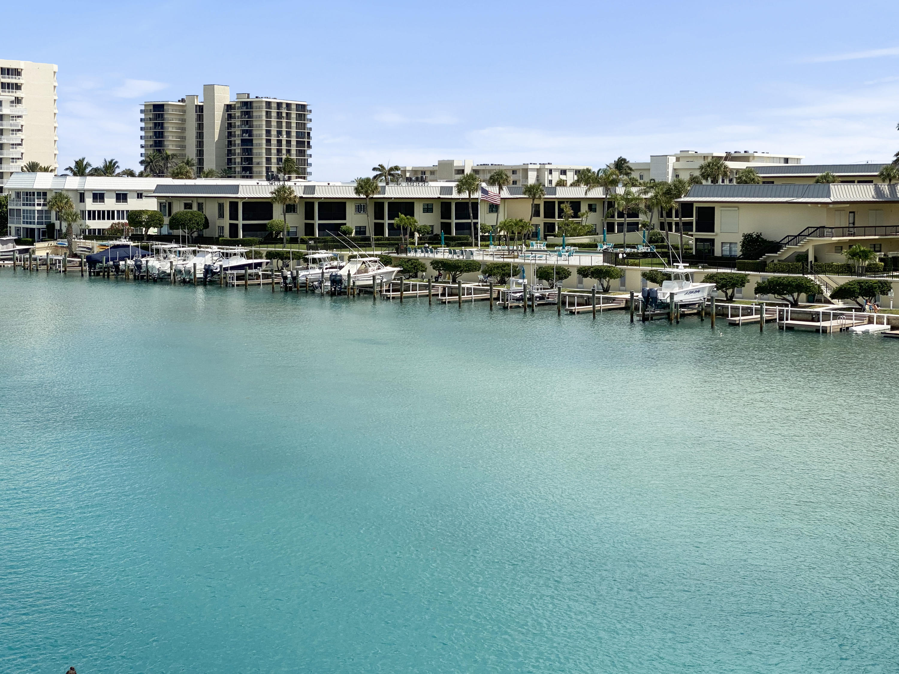 275 South Beach Road, Unit B202 Jupiter, FL 33469 - Photo 25 of 25 a view of a ocean with large building
