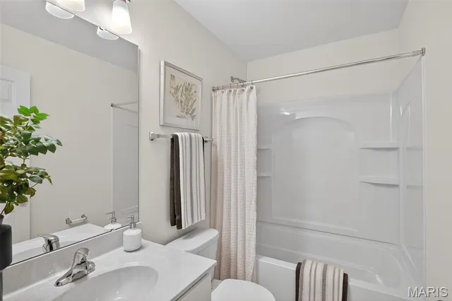 $383,820 | 5010 Becks Lndg Lane, St. Charles, MO 63301