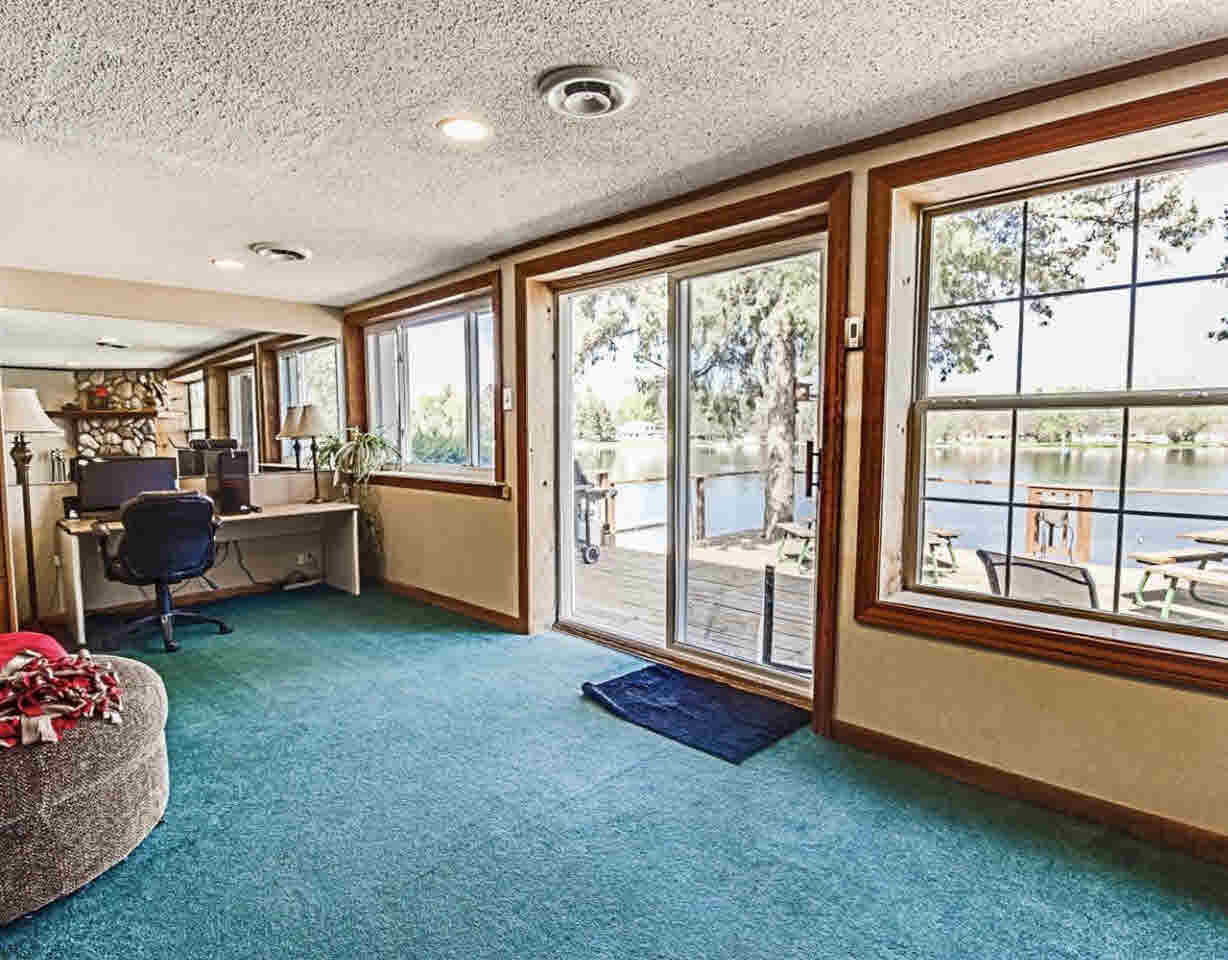 6200 Bullard Road Fenton, MI 48430 - Photo 13 of 41 21291024-12.JPG