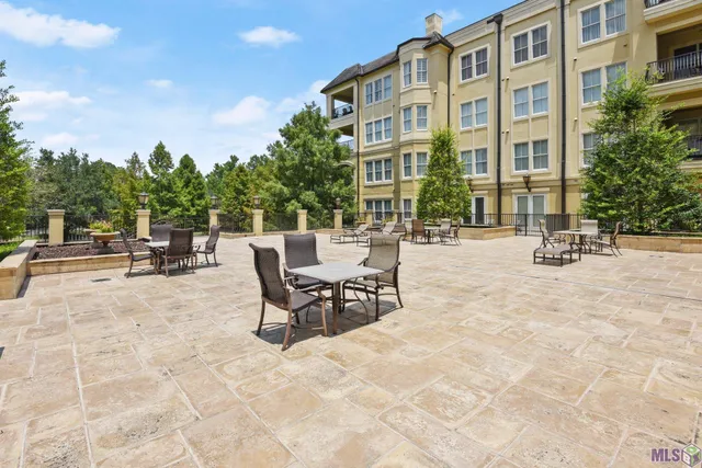 $459,000 | 998 Stanford Avenue, Unit 201, Baton Rouge, LA 70808