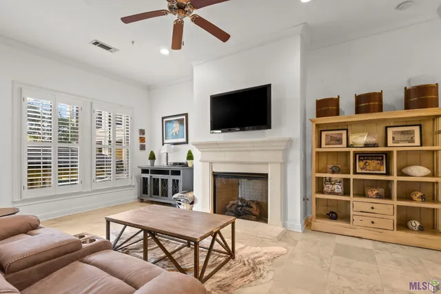 $459,000 | 998 Stanford Avenue, Unit 201, Baton Rouge, LA 70808