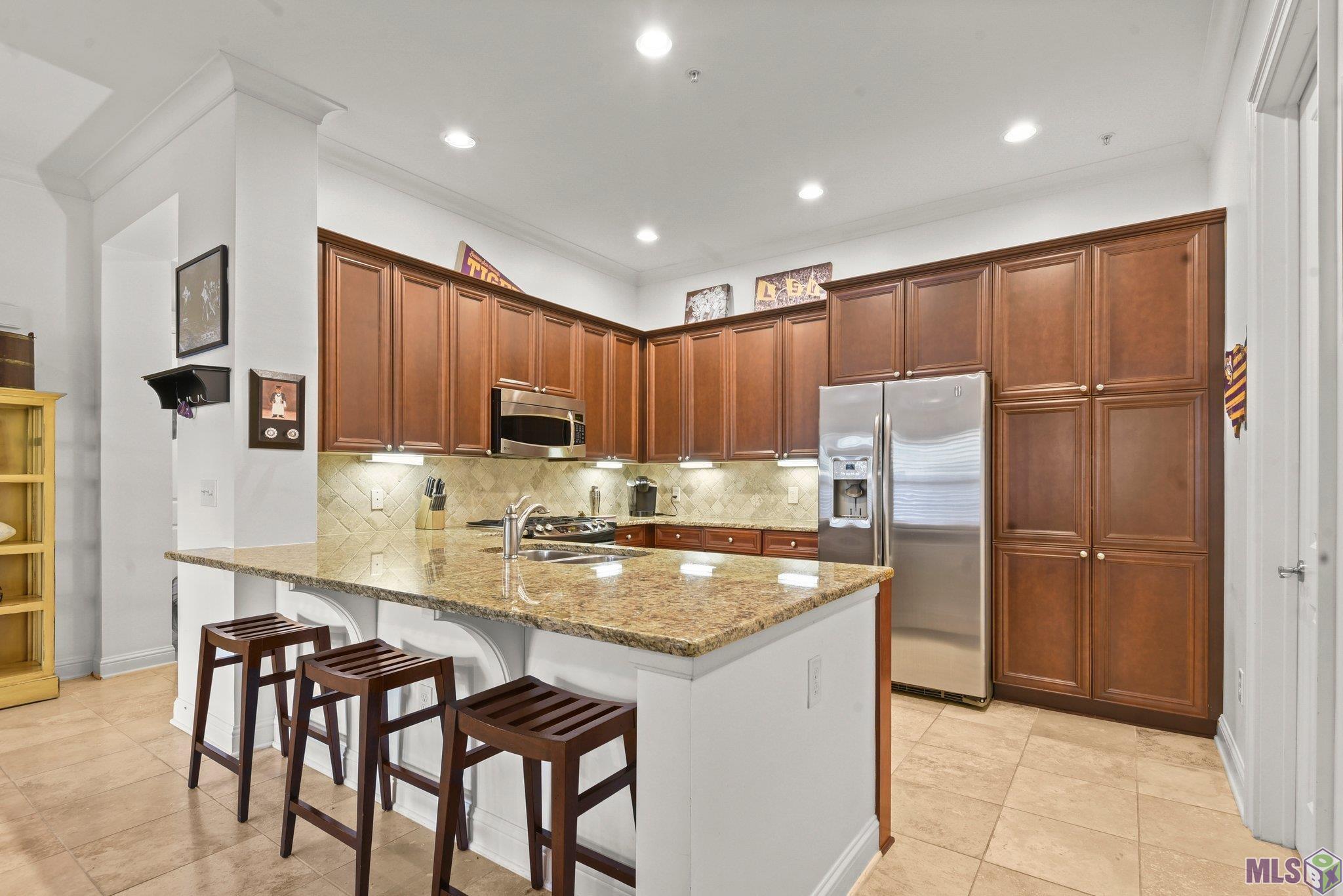 998 Stanford Avenue, Unit 201 Baton Rouge, LA 70808 - Photo 7 of 31