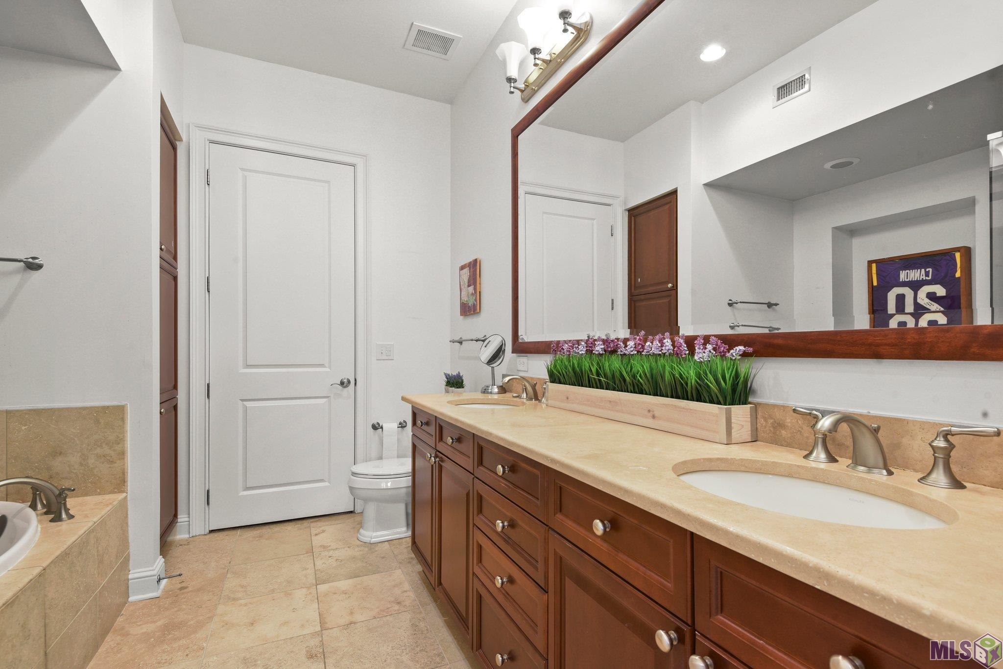 998 Stanford Avenue, Unit 201 Baton Rouge, LA 70808 - Photo 9 of 31