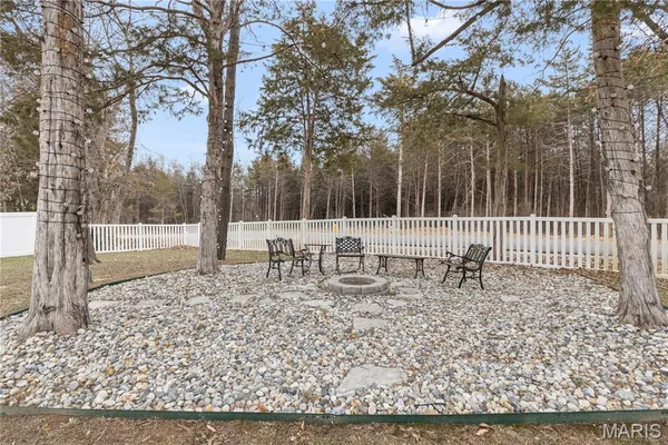 $315,000 | 156 Lake Tucci Circle, Wright City, MO 63390