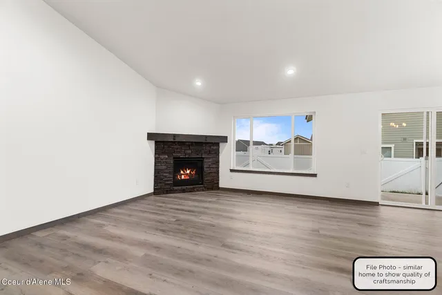 $641,900 | 8892 West Swather Avenue, Rathdrum, ID 83858