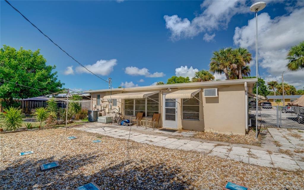 425 Robalo Court Stuart, FL 34996 - Photo 10 of 14 Gallery Image 10