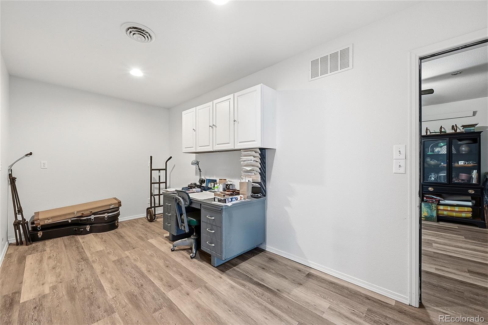 5810 Curtis Road Peyton, CO 80831 - Photo 17 of 29