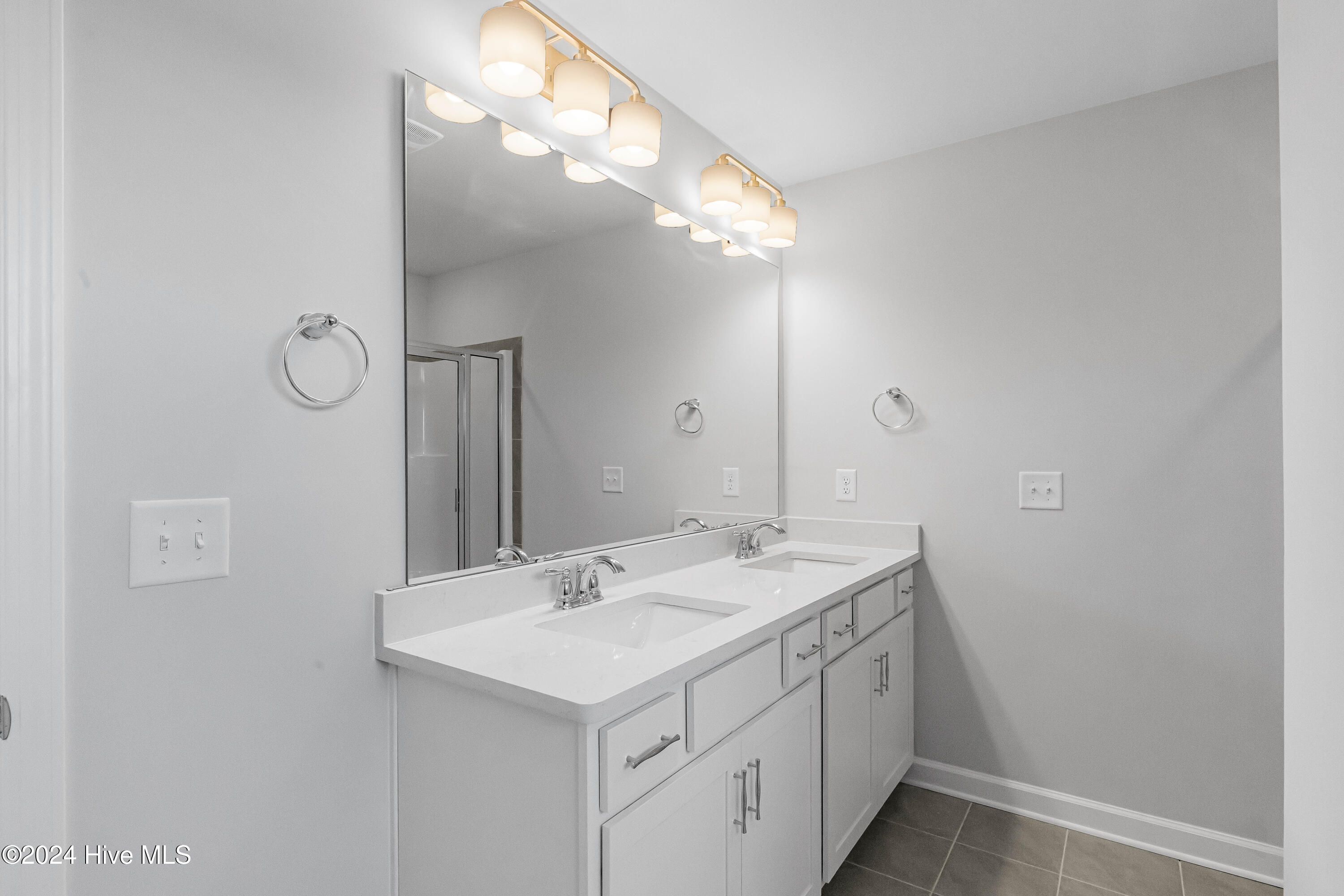223 Clear View School Road Jacksonville, NC 28540 - Photo 29 of 44 Primary Suite Bathroom