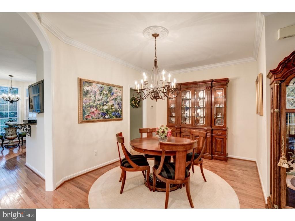 11458 Hollow Timber Court Reston, VA 20194 - Photo 8 of 33