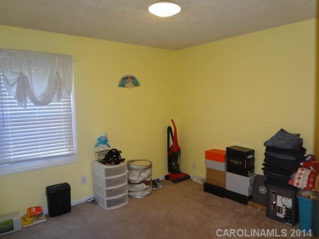 5600 Faulconbridge Road Charlotte, NC 28227 - Photo 9 of 16 Gallery Image 9