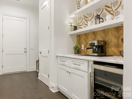 $1,100,000 | 405 Audrey Place, Charlotte, NC 28226