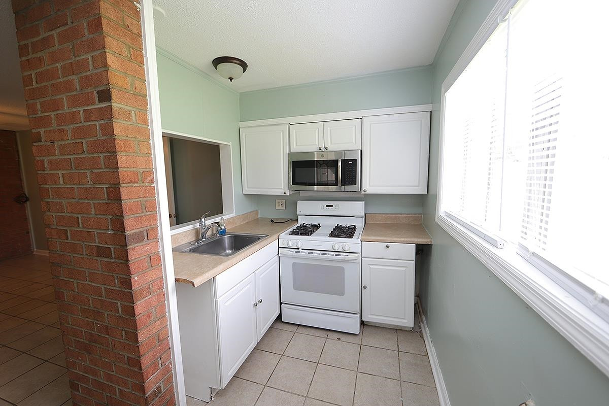 2000 Bowman Lane Raleigh, NC 27610 - Photo 10 of 15 Photo 11