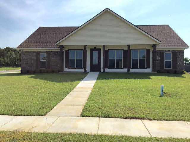 16338 Edgewater Circle Loxley, AL 36551 - Photo 1 of 1