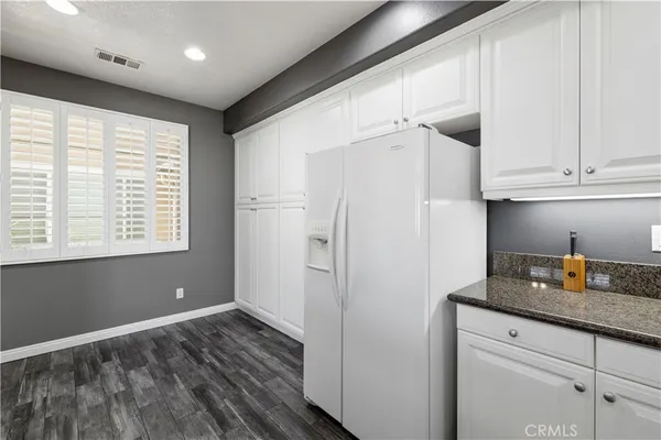 $630,000 | 19354 Laroda Lane, Unit 165, Saugus, CA 91350