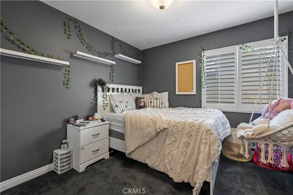 $630,000 | 19354 Laroda Lane, Unit 165, Saugus, CA 91350