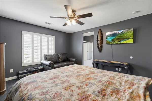 $630,000 | 19354 Laroda Lane, Unit 165, Saugus, CA 91350