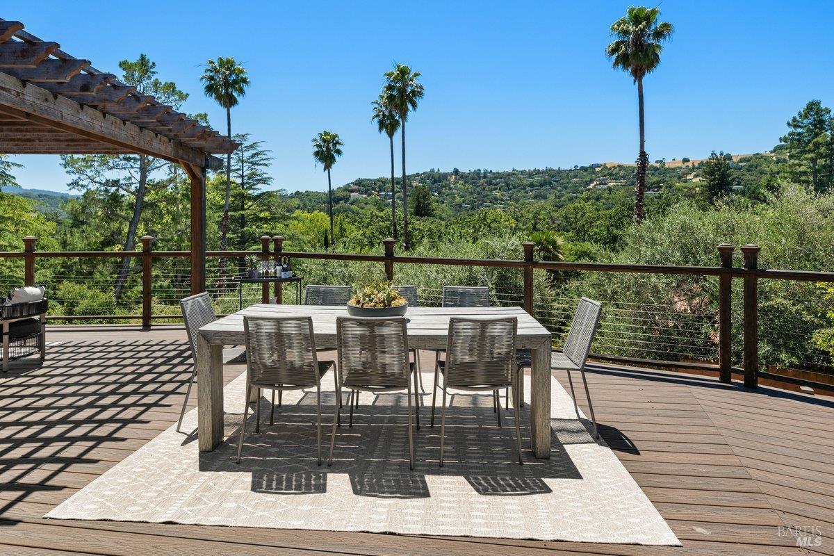 111 Deer Hollow Road San Anselmo, CA 94960 - Photo 22 of 70