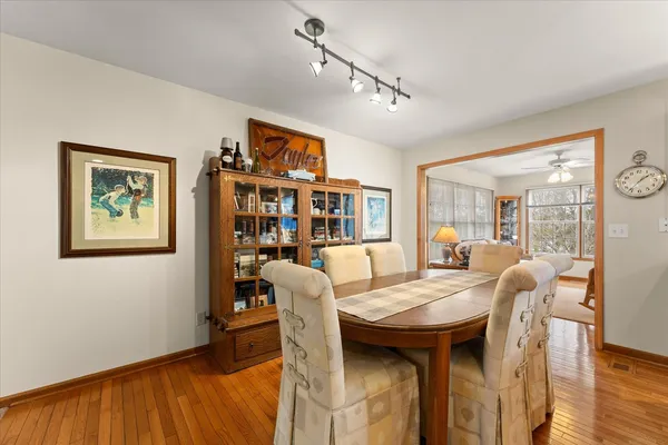 $339,900 | 1718 Tin Cup Road, Mahomet, IL 61853