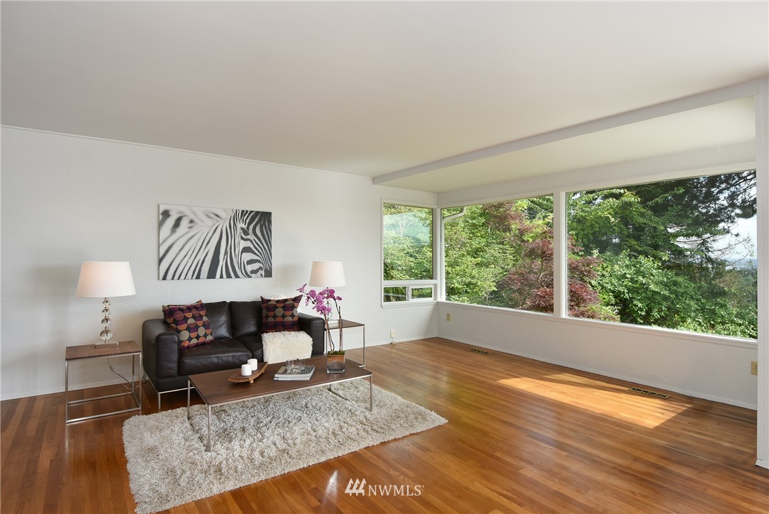 424 Seneca Avenue Northwest Renton, WA 98057 - Photo 5 of 24