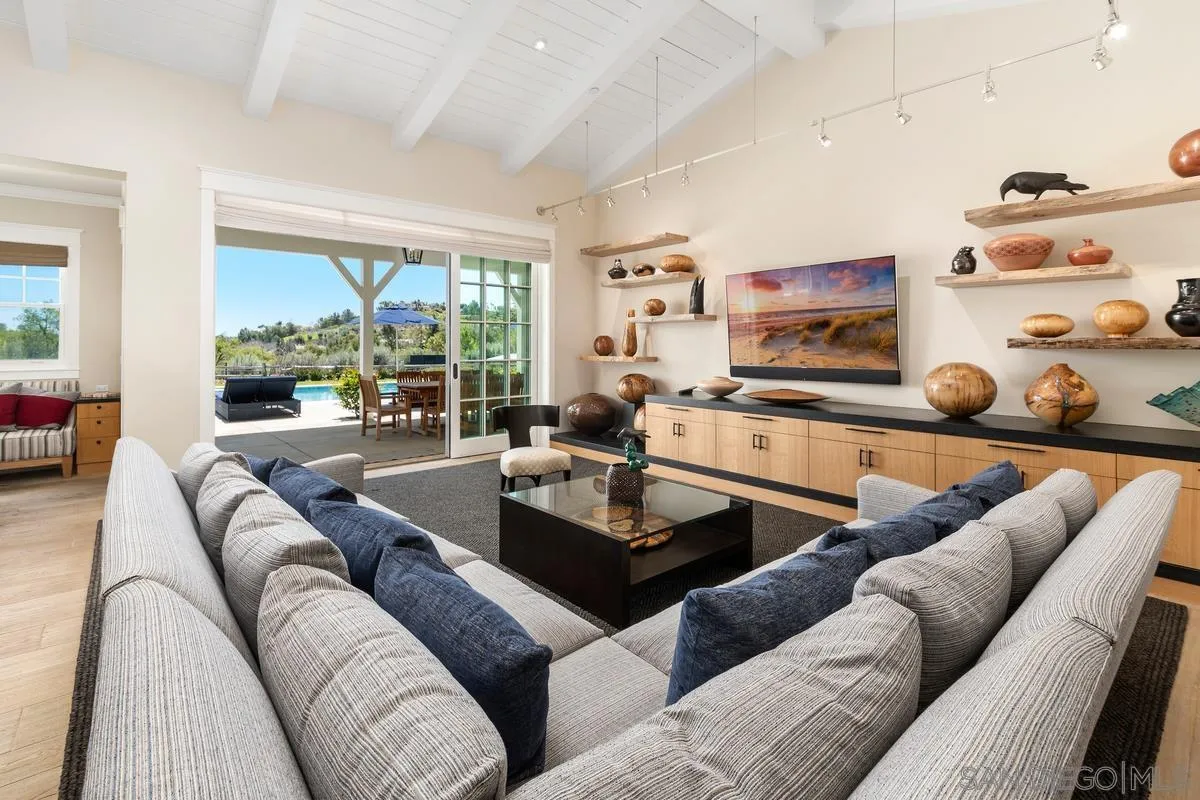 3403 Via Monteverde Encinitas, CA 92024 - Photo 13 of 22